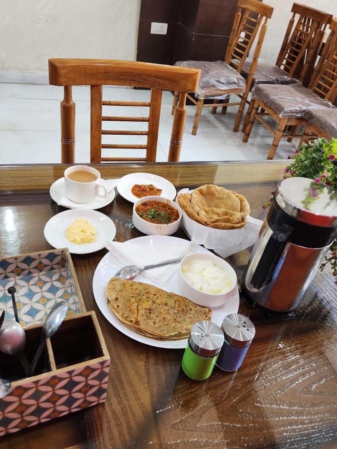 ניו דלהי Hotel Ambe Inn By Ambience Delhi Igi Airport מראה חיצוני תמונה