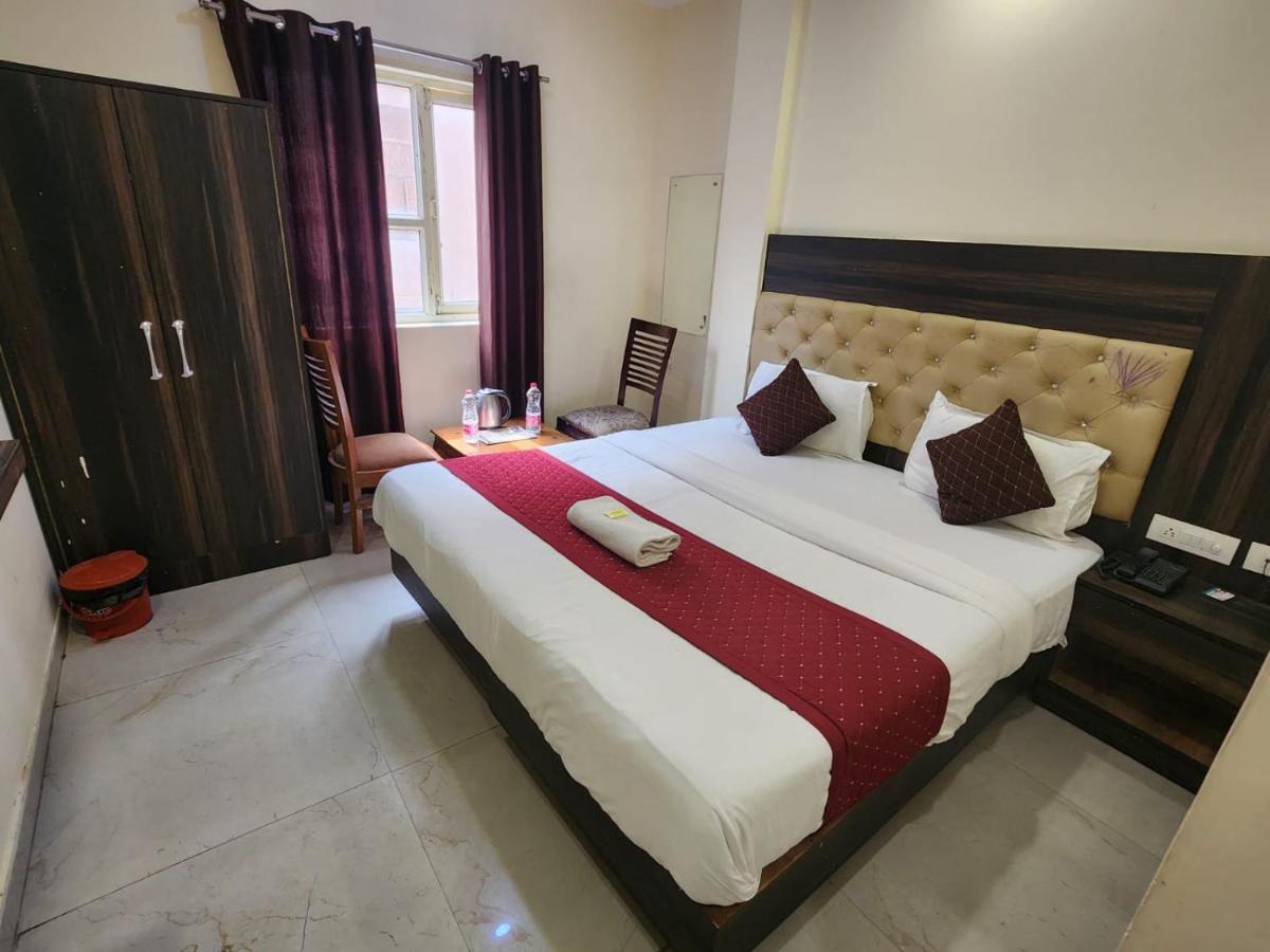 ניו דלהי Hotel Ambe Inn By Ambience Delhi Igi Airport מראה חיצוני תמונה