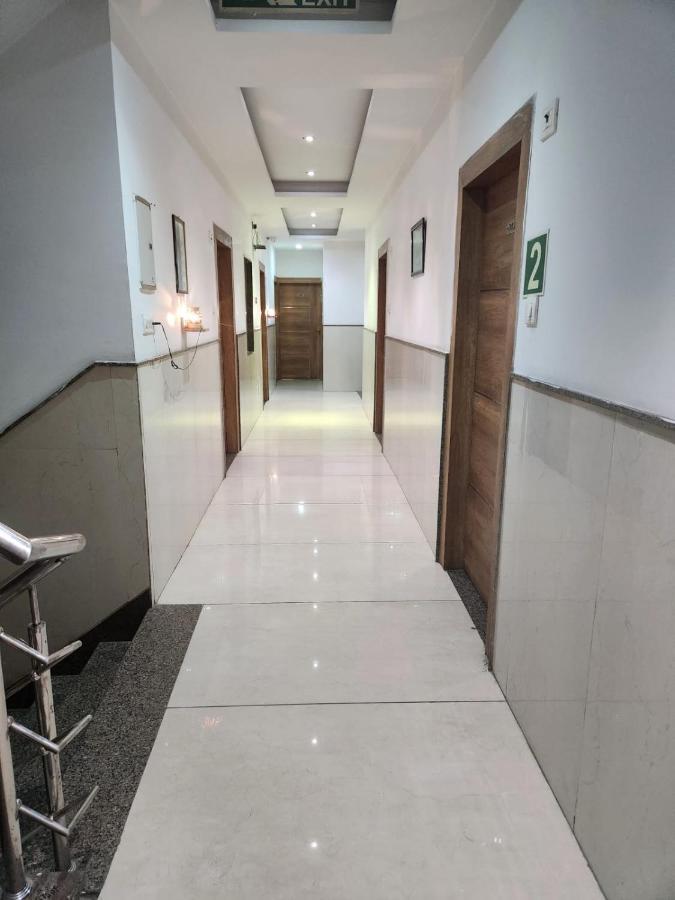 ניו דלהי Hotel Ambe Inn By Ambience Delhi Igi Airport מראה חיצוני תמונה