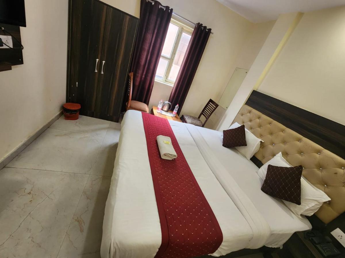 ניו דלהי Hotel Ambe Inn By Ambience Delhi Igi Airport מראה חיצוני תמונה
