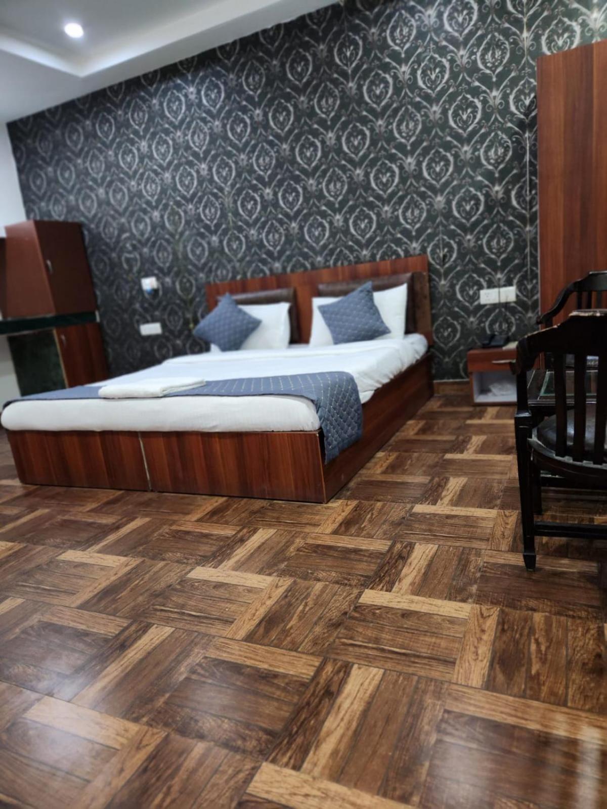 ניו דלהי Hotel Ambe Inn By Ambience Delhi Igi Airport מראה חיצוני תמונה
